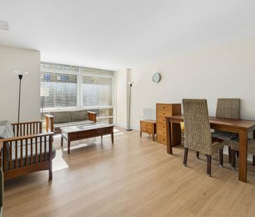 1 bedroom apartment to rent in Turner House, E14 - Photo 4