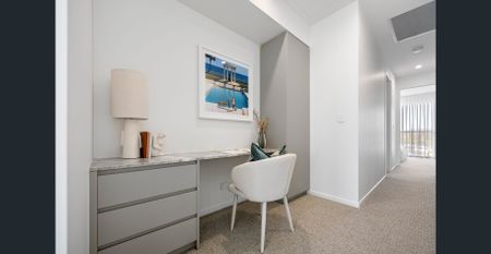 Ultimate waterfront living with private pool & pontoon - Photo 4