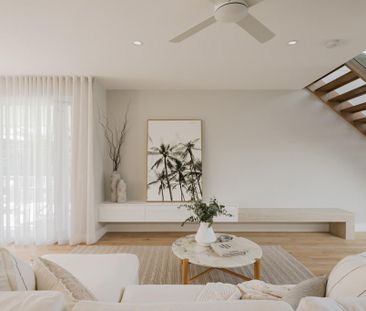 4 Bedroom Double Storey Duplex in Sunrise Beach - Photo 4