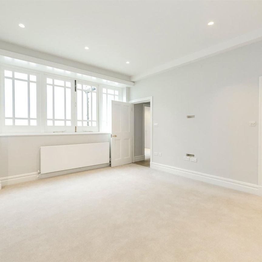 To Let - Photo 1