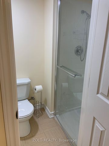 For Lease - 175 Mabley Crescent, Vaughan, Ontario - Photo 3