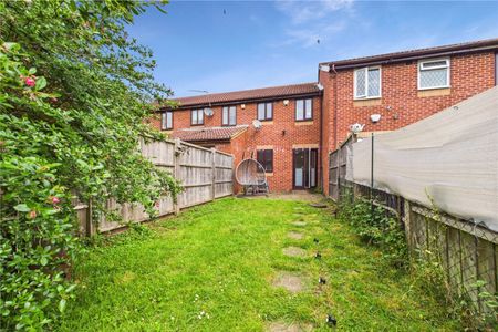 Hill View Mews, Norcot Road, Reading, Berkshire, RG30 - Photo 3