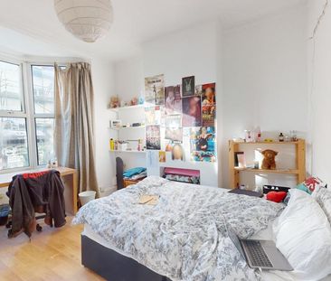 5 bedroom terraced house to rent - Photo 6