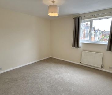 4 bedroom detached house to rent - Photo 6
