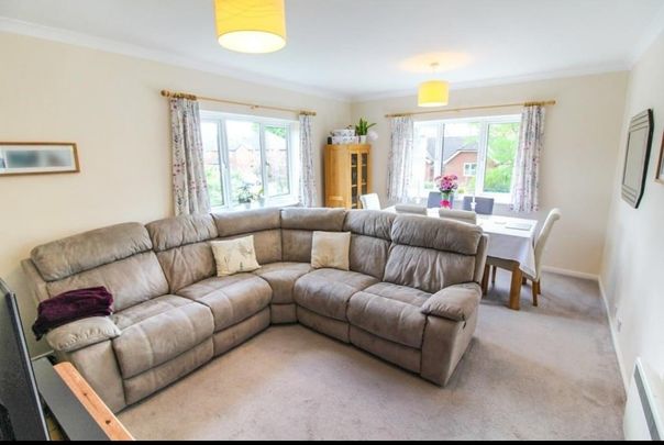2 Bed Flat, Bexley Court, RG30 - Photo 1
