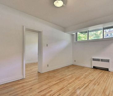 3010 Avenue Van Horne, Montréal, QC - Photo 5