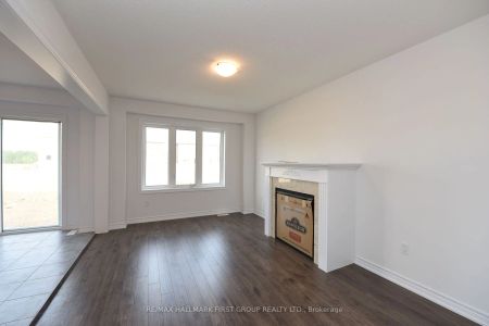 Detached Home For Lease | X8472398 - Photo 4