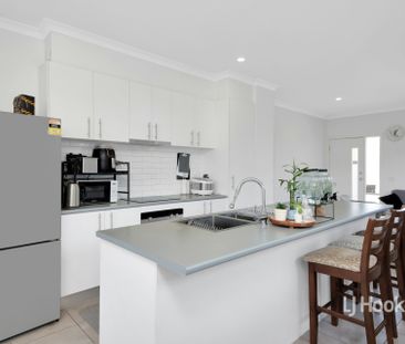 21/205 James Mirams Drive, Roxburgh Park VIC, Belconnen - Photo 5