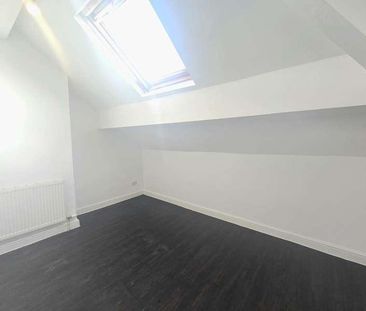 Shay Lane, Halifax, HX2 - Photo 2