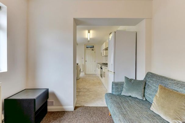 5 bedroom house to rent - Photo 1