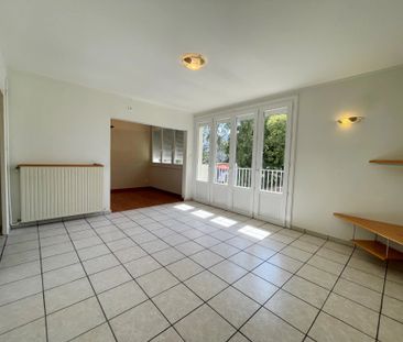 Location Appartement 5 pièces 79m² CHOLET 49300 - Photo 2