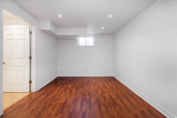 For Lease - 4 Tunbridge Road, Barrie, Ontario - Photo 1