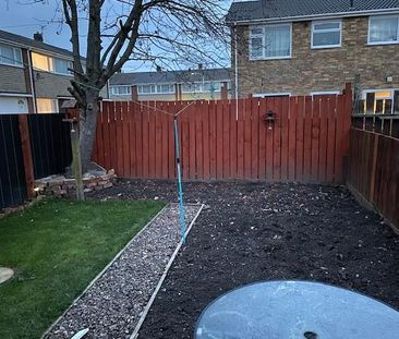 2 bedroom flat to rent - Photo 3