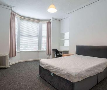 Bedroom House, Lidderdale Road, L15 - Photo 5