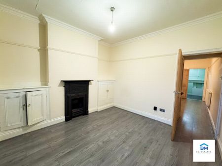 2 Bedroom Terraced - Photo 5