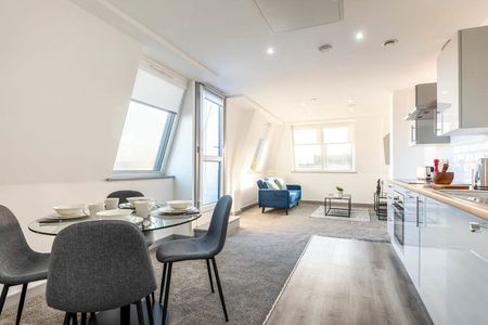 George Street - Photo 4