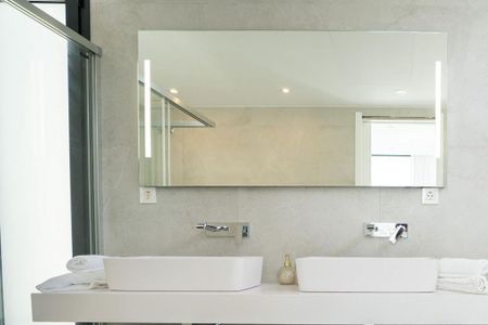 5 bedroom luxury Villa for rent in Benahavís, Spain - Photo 5