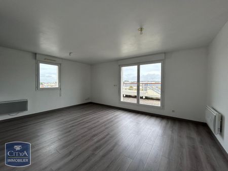 Location Appartement 2 pièces 51m² TRELAZE 49800 - Photo 5