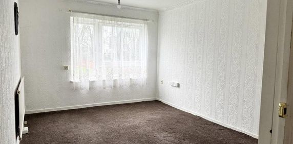 Sycamore Close, London - Photo 2