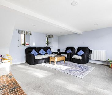 2 bedroom detached house to rent - Photo 3