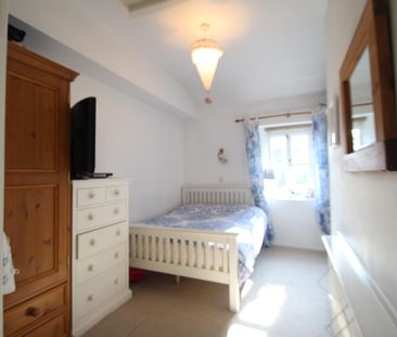 2 bedroom house to rent - Photo 2
