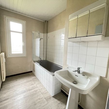 Location Appartement 3 pièces 61m² - Photo 4