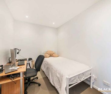 One-Bedroom Plus Study in the Heart of Gungahlin - Photo 4