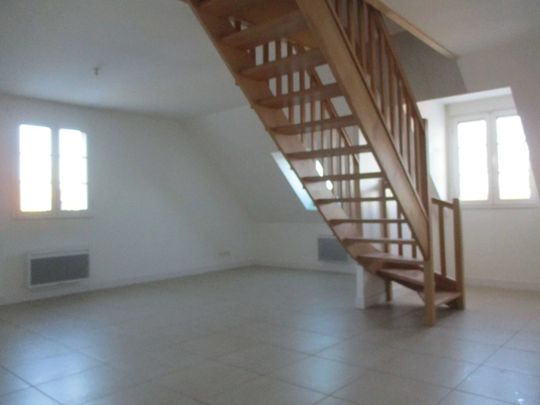 Location Appartement 4 pièces 86 m2 à Villers-Cotterêts - Photo 1