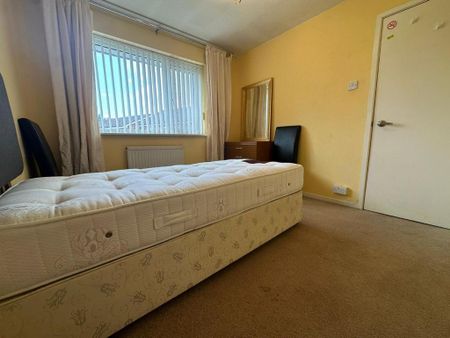 2 bedroom house share to rent - Photo 4