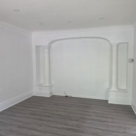 Grand 7½ à louer – 6747 rue Garnier, Montréal – 2 690 $/mois - Photo 4