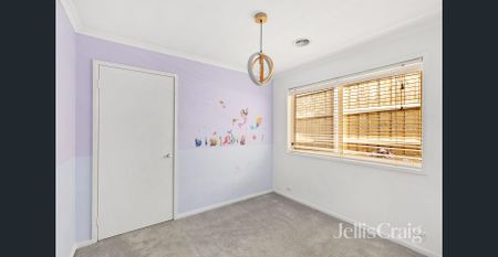 Effortless Living in a Prime Watsonia Location - Photo 4