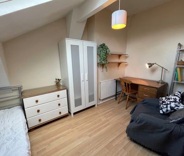 5 Bed Terraced House, Platt Lane, M14 - Photo 6