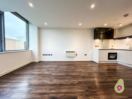 1 bed flat to rent in Churchill Place, Churchill Way, Basingstoke, Hampshire, RG21 7AA - Photo 2