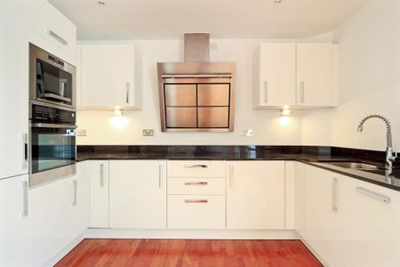 2 bedroom flat to rent - Photo 5