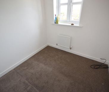 3 bedroom detached house to rent - Photo 4