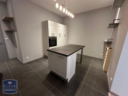 Location Appartement 4 pièces 105m² CHATEAUROUX 36000 - Photo 5