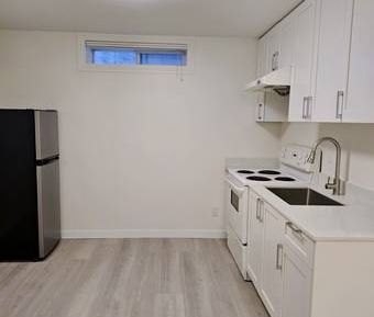 One 1 bedroom unit - Photo 2