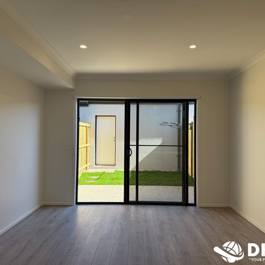 BRAND NEW TOWNHOUSE - Photo 1