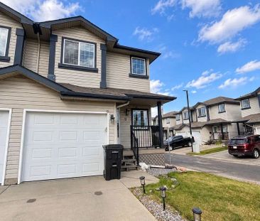 3 Bed Duplex with Garage in Kirkness – Available Now — 3 Bedrooms D... - Photo 1