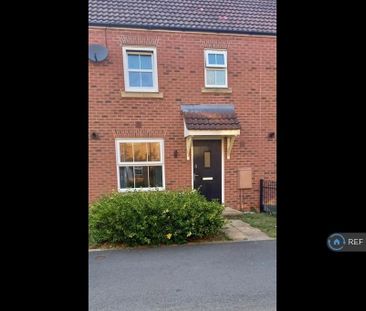 3 bedroom terraced house to rent - Photo 6