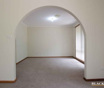 4 Bedroom Home with Amazing Views - Photo 2