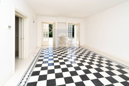 Villa unifamiliare via Salvo D'Acquisto 11, Centro, Gioia del Colle - Photo 4
