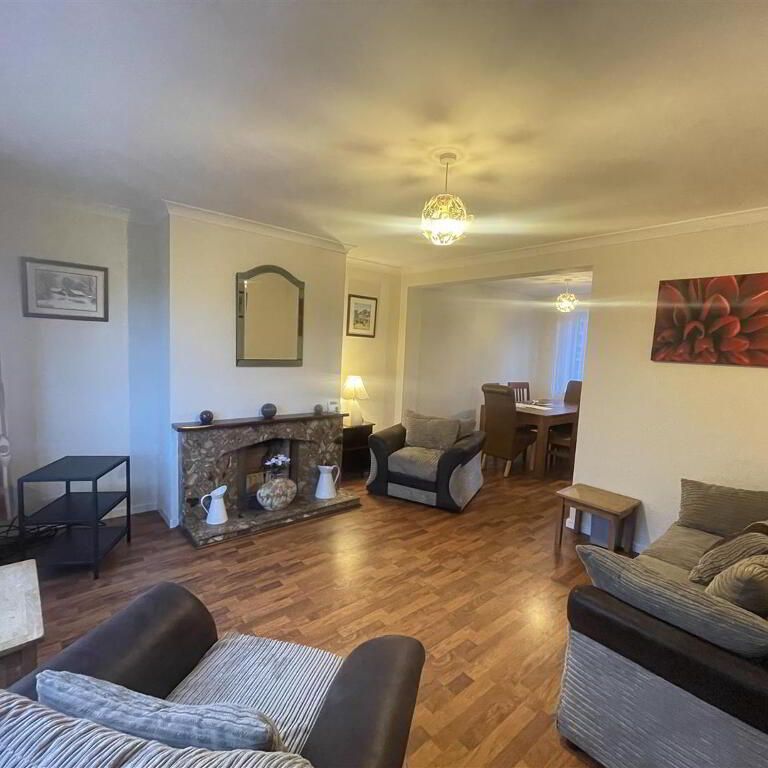 4 Locksley Grange, Belfast, BT10 0DW - Photo 1