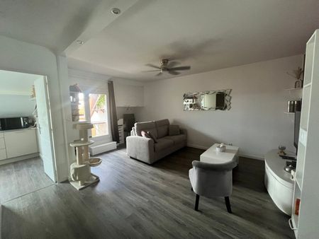 Appartement à louer - Photo 2
