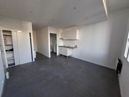 A louer Bordeaux gare, Appartement T1 Bis 27.50m2 - Photo 3