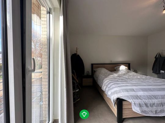 Instapklaar appartement met autostaanplaats te huur in Koekelare - Photo 1