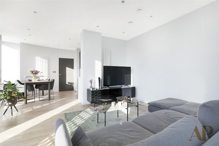 Ceramic Building, Newington Causeway, London - Photo 2