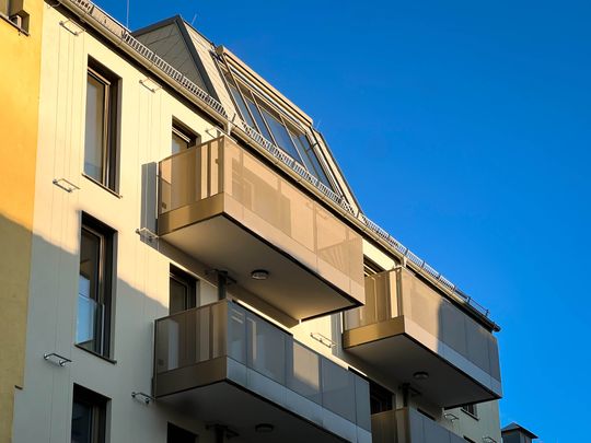 Online Terminbuchung: Top 5a |Hochwertiges Neubauprojekt | 2 Zimmer mit westlich ausgerichtetem Balkon | am Fuße des Wilhelminenbergs | nahe U3 Ottakring - Photo 1