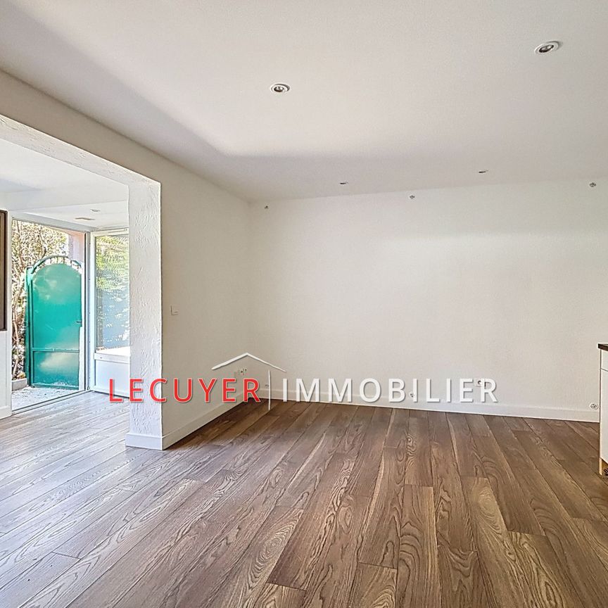 Location Appartement 1 pièce 20m² VALLAURIS 06220 - Photo 1