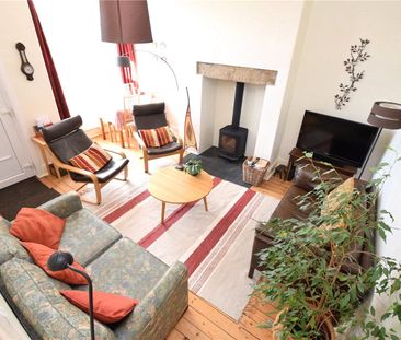 64, Woodside Place, Leeds, West Yorkshire, LS4 2QU - Photo 3